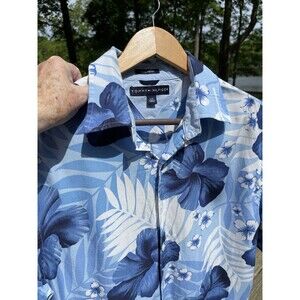Vintage Tommy Hilfiger Colorful Hawaiian Floral Blue White Shirt Rayon Men Large